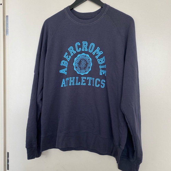 Abercrombie & Fitch Tops - Abercrombie & Fitch Crew Sweatshirt